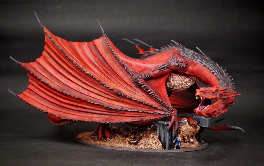 Smaug / Middle-Earth