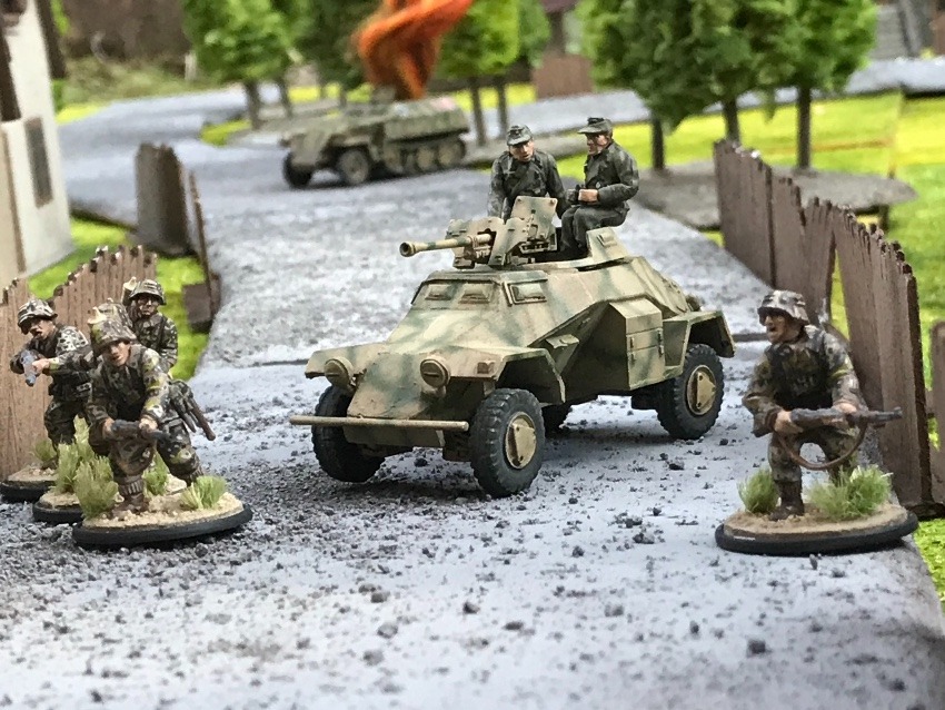 ドイツ軍の4輪装甲車